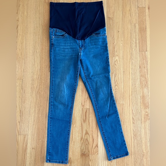 PinkBlush maternity jeans.  Size 28 - Picture 1 of 3